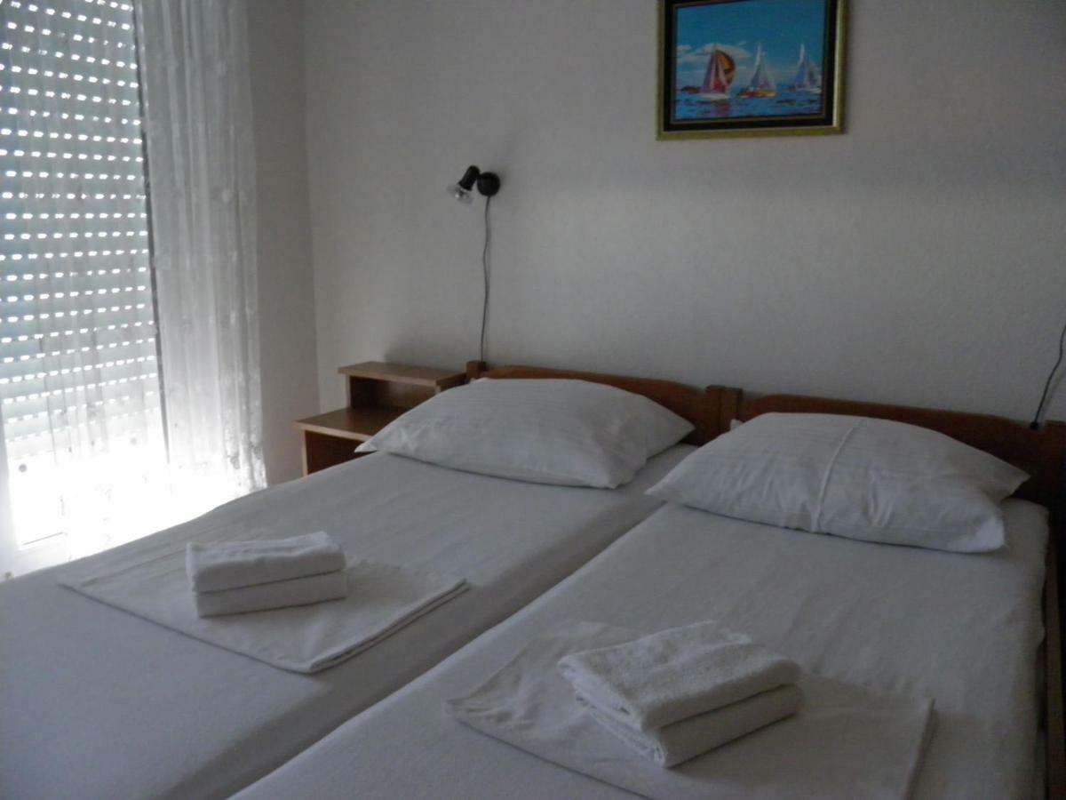 Apartments Horizont Trogir Phòng bức ảnh
